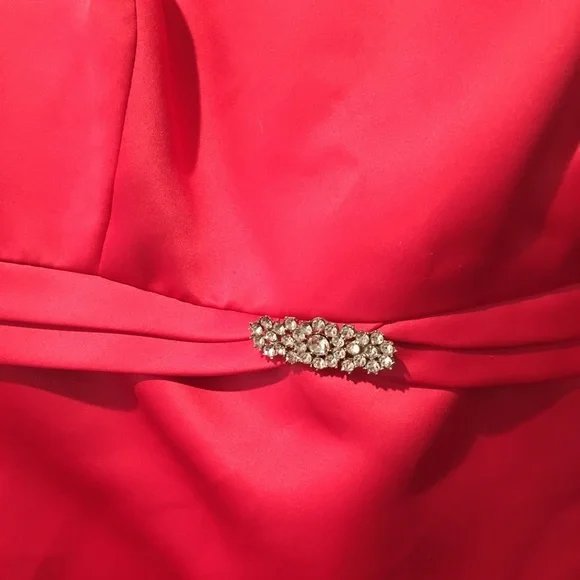 Pink cocktail dress - Picture 2 of 5